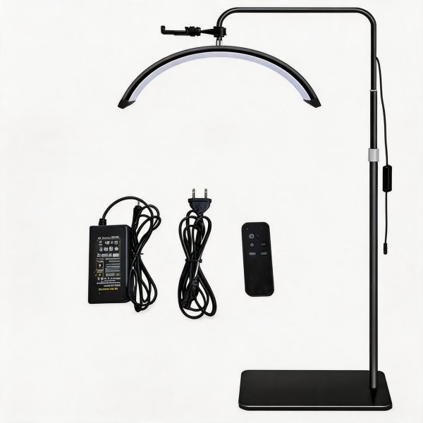 Lámpara Media Luna 23" 36W 238 LED